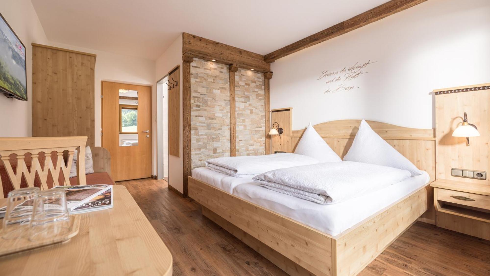 Pension Alpina Reith im Alpbachtal Room photo